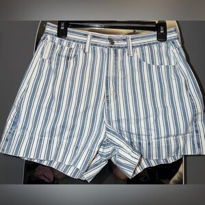 American Eagle Outfitters Blue and White Striped Women’s Jean Shorts